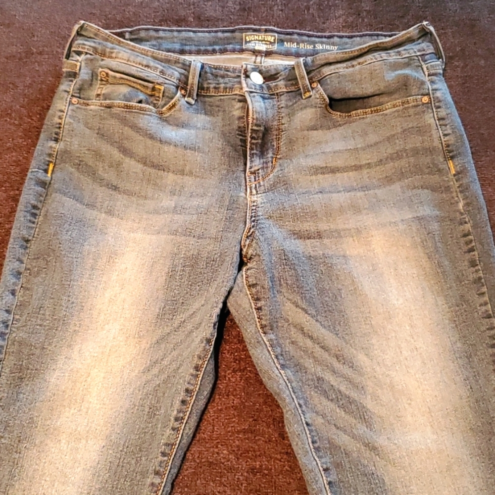 Levi skinny size 12 jeans